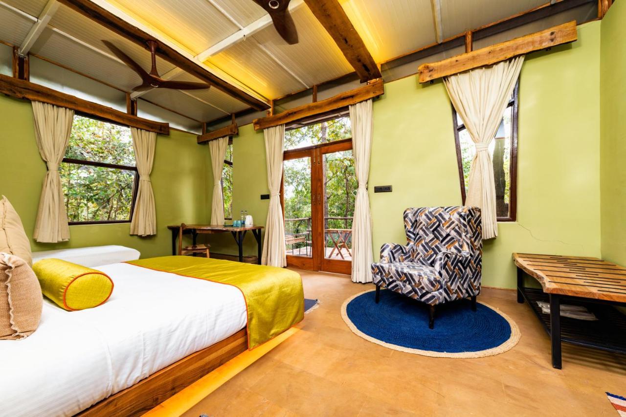 Kanha Jungle Camp Экстерьер фото